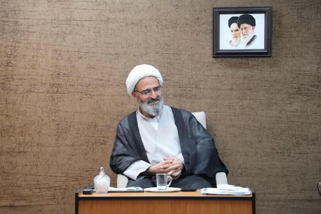 امام جمعه سمنان: «مهدویت» همراه با رفع شبهات برای جوانان ترویج شود