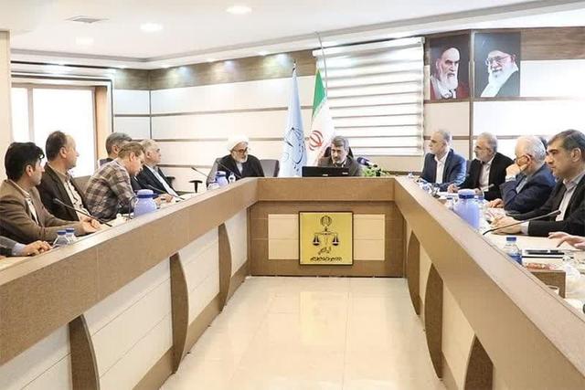 حمایت از واحد‌های تولیدی در دستور کار دادگستری استان گیلان