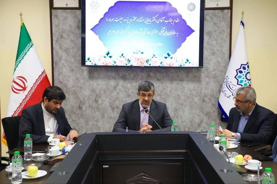 استاندار یزد: دشمن تلاش زیادی برای ضربه به فرهنگ ملت ایران دارد