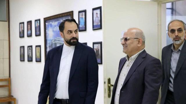 بازدید کشوری از کتابخانه مرکزی دانشگاه مازندران/ ضرورت بهره‌گیری از ظرفیت‌های دانشگاه در مسیر پیشرفت استان