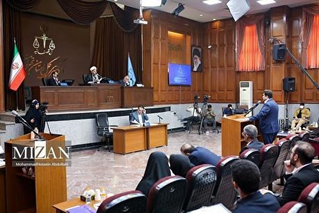 منافقین چگونه با دشمنان این کشور هم دست شدند / همکاری عجیب با متجاوزین به خاک ایران به بهانه آزادی!