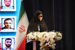 دختر شهید طهرانچی: پیشرفت ایران در سایه تحریم‌ها افتخار است