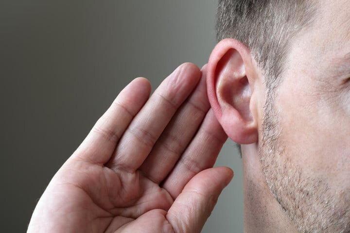 ۵.۵ میلیون ایرانی دچار درجاتی از کم‌شنوایی هستند/عوامل خطر کم‌شنوایی چیست؟