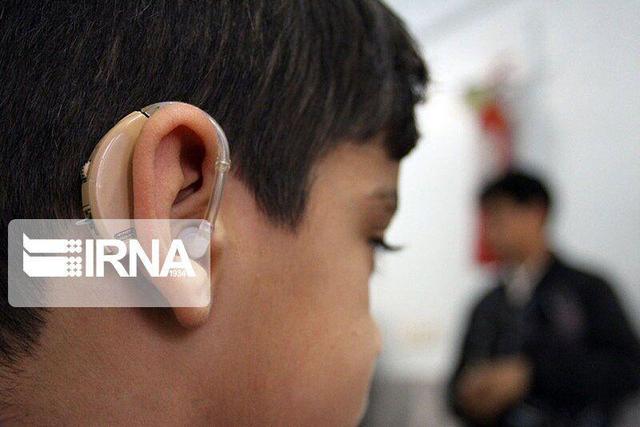 بهزیستی خراسان رضوی ۶۹۶ سمعک به کم‌شنوایان تحت پوشش تحویل داد