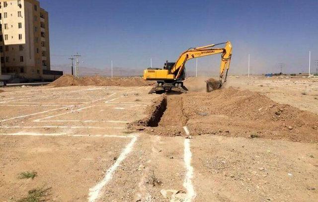 واگذاری ۴۲ پلاک زمین به خانواده‌های دارای سه و چهار فرزند در اردستان