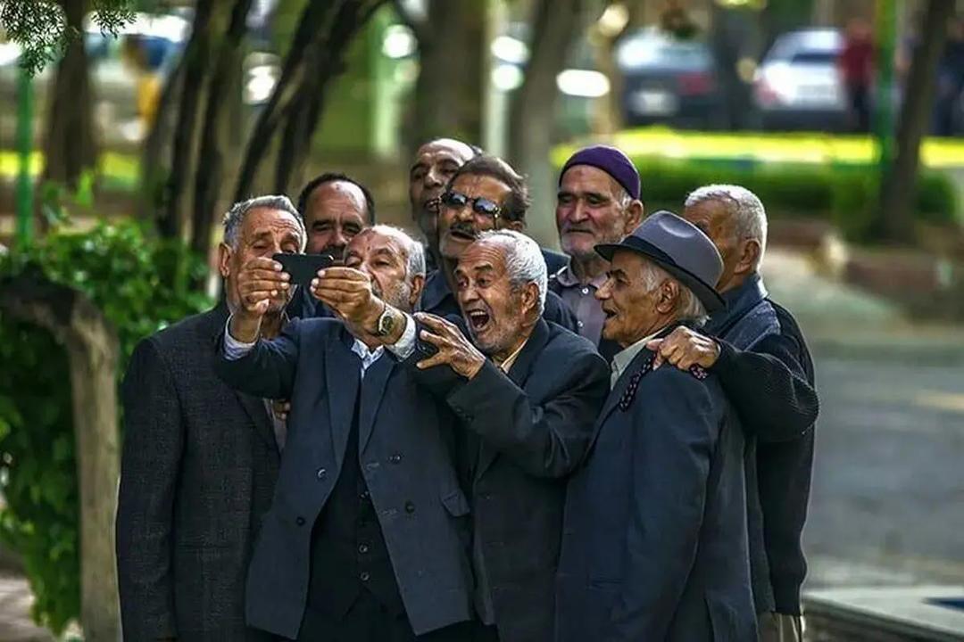 پویش ملی «همراه سالمند» در فارس آغاز شد