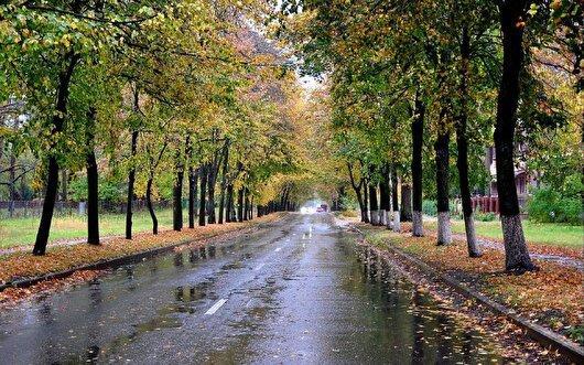 کاهش ۳ تا ۶ درجه‌ای دمای هوا در گیلان/ رعد و برق و احتمال بارش تگرگ تا صبح پنجشنبه