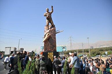 از تندیس شهید بابایی در ورودی تهران رونمایی شد