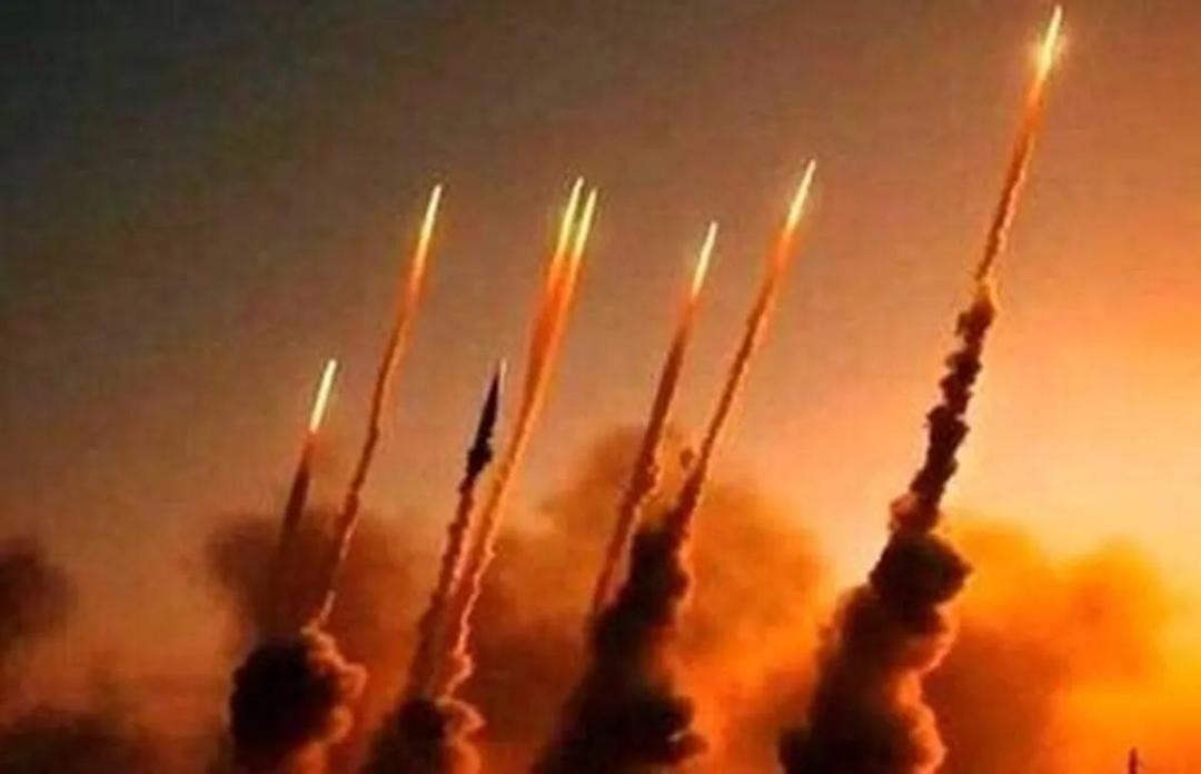 پاسخ مقام ارشد سپاه به درخواست کاهش برد موشک‌ها: غلط کردند
