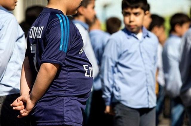 غربالگری قد و وزن دانش‌آموزان ۴ پایه تحصیلی