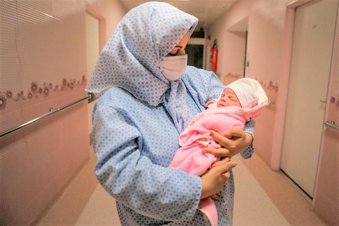 جزئیات واریز ماهانه ۲ میلیون تومان به «کارت امید مادر»/ ارائه کارت به تمامی مادران دارای نوزاد