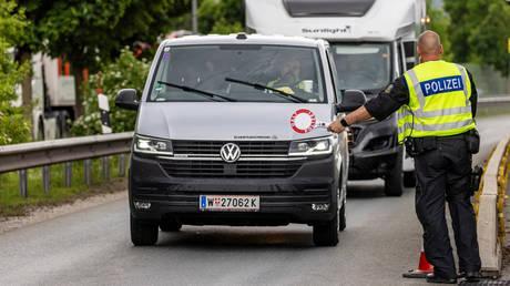 Several explosions heard in Munich – media