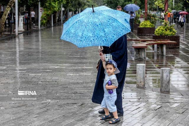 بارش باران و کاهش دما در استان‌های شمالی