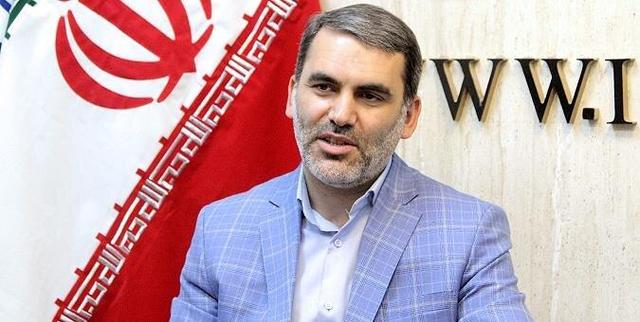 بازدید «زنگنه» از شرکت امجد پسته پارس شهرستان مه‌ولات/تأکید بر اهمیت حمایت از صنایع تبدیلی کشاورزی در منطقه