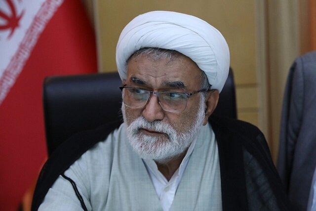 تاکید «موسی احمدی» بر ضرورت تعامل و همکاری صنعت با علوم‌پزشکی