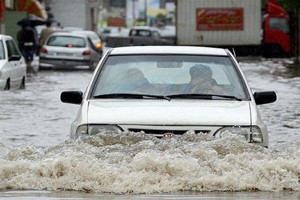 آب گرفتگی ۳۵ واحد مسکونی در بندرانزلی