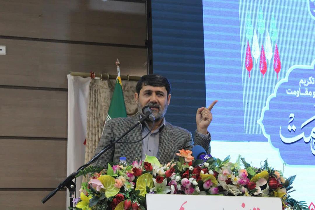 دشمن بعثی از قدرت مکتب عاشورا هراس داشت