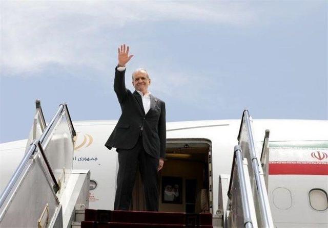 رئیس جمهور پزشکیان بندرعباس را به مقصد تهران ترک کرد