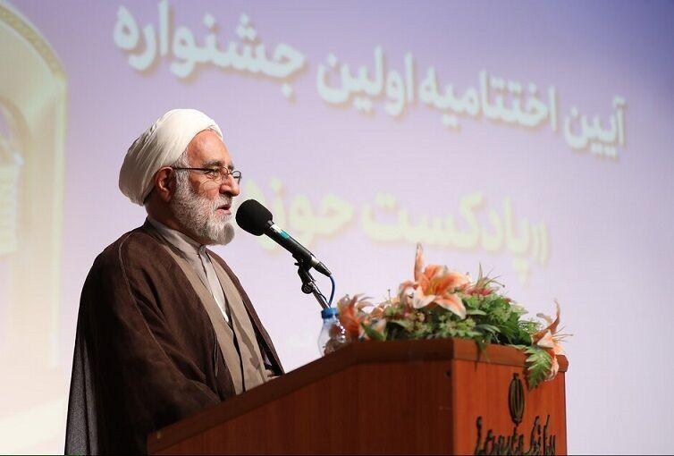 لزوم تسلط طلاب به ابزارهای نوین رسانه‌ای برای ترویج معارف اسلامی