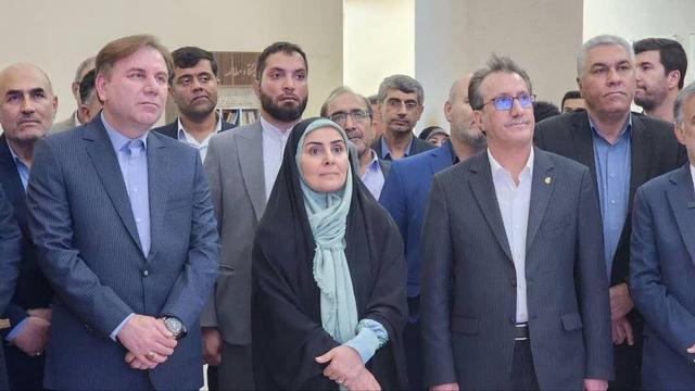 وزیر راه از مجتمع بندری بوشهر بازدید کرد