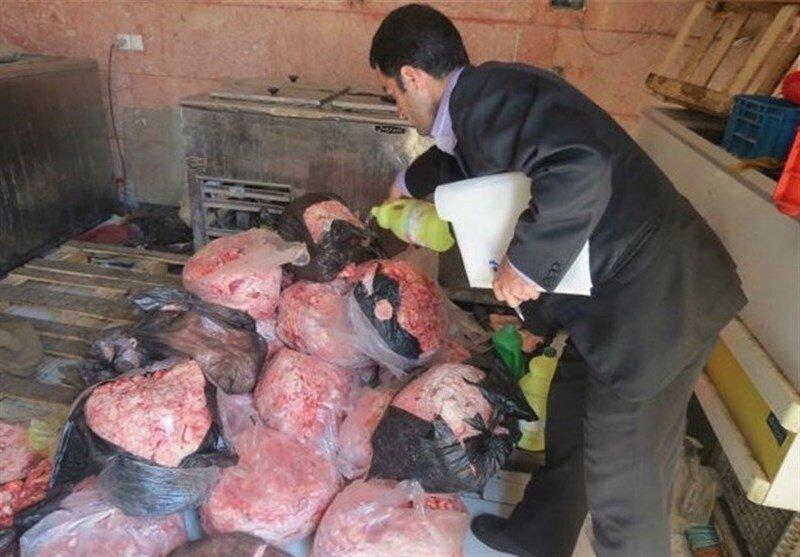 یک هزار و ۶۰۰ کیلو گرم فرآورده خام دامی غیر بهداشتی در اراک شناسایی شد