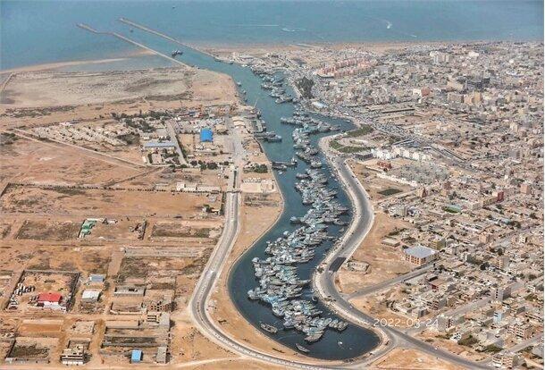 فرماندار گناوه: عزم جدی برای تکمیل طرح توسعه بندر داریم