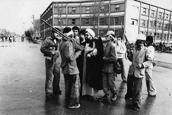 تصور اشتباه گروه‌های مبارز از روحانیون انقلابی
