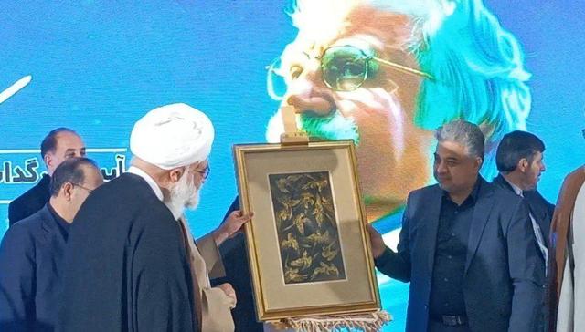 فیلم| رونمایی از یک اثر استاد فرشچیان برای نخستین بار در مشهد