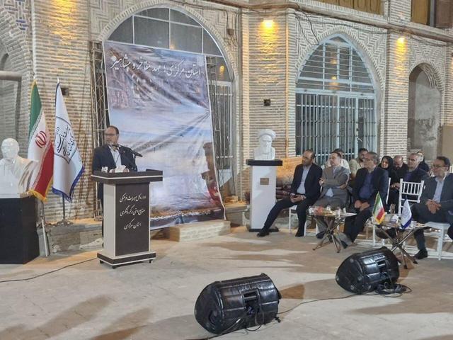 ارتقای وضعیت هنرمندان در دستور کار دولت قرار دارد