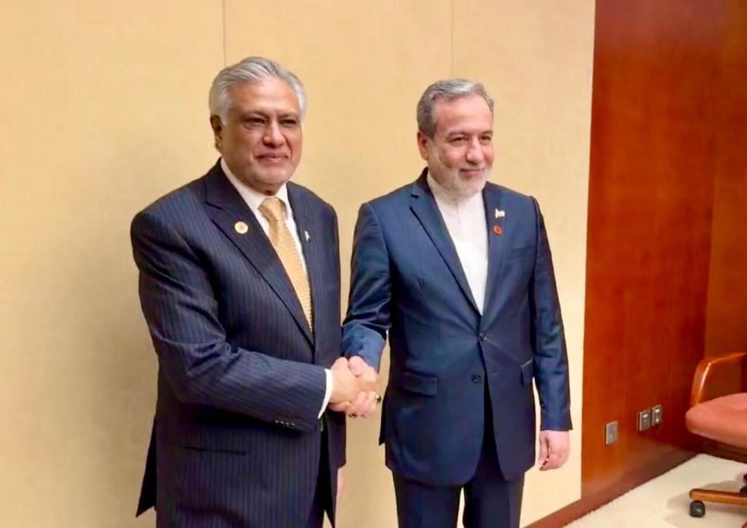 گفت‌وگوی تلفنی وزرای خارجه ایران و پاکستان/ عراقچی: قطعنامه ۲۲۳۱ باید طبق مفاد آن و متن برجام، در موعد مقرر یعنی ۲۶ مهر ۱۴۰۴، خاتمه یافته تلقی شود