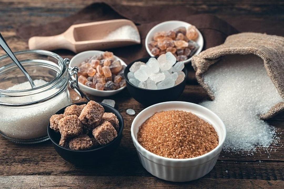 قند و شیرینی‌جات باعث وزن‌گیری سالم جنین نمی‌شوند