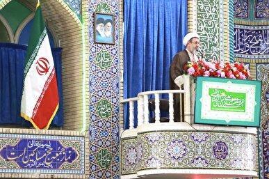 امام جمعه کرمان: تهدید‌های اقتصادی دشمن به آخرین مرحله رسیده است