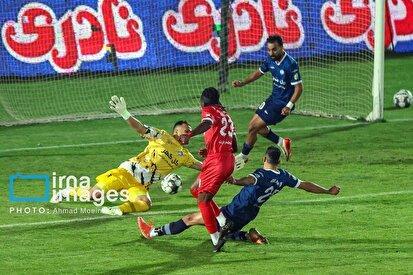 لیگ برتر فوتبال / تساوی پرسپولیس مقابل گل گهر
