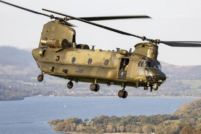 نگاهی به تاریخچه، روند تکامل و تعداد تولید شده از هلیکوپتر CH-47 Chinook (+عکس)