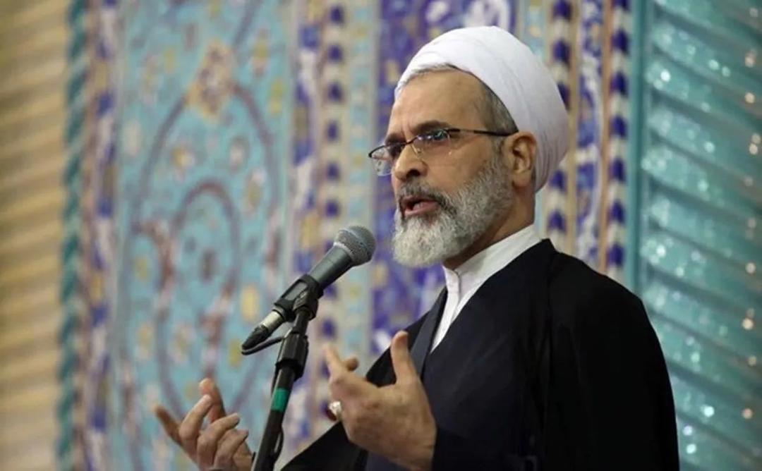 امام جمعه قم: مردم نسبت به پاسداشت ترویج حجاب و عفاف حساسیت ویژه داشته باشند