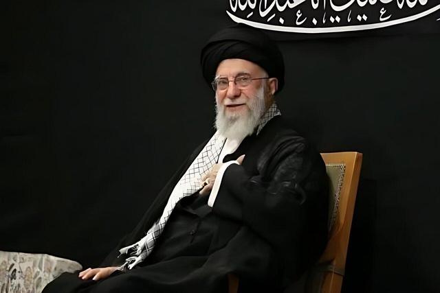 رهبر انقلاب درگذشت همسر عضو مجمع مجمع تشخیص مصلحت نظام را تسلیت گفت