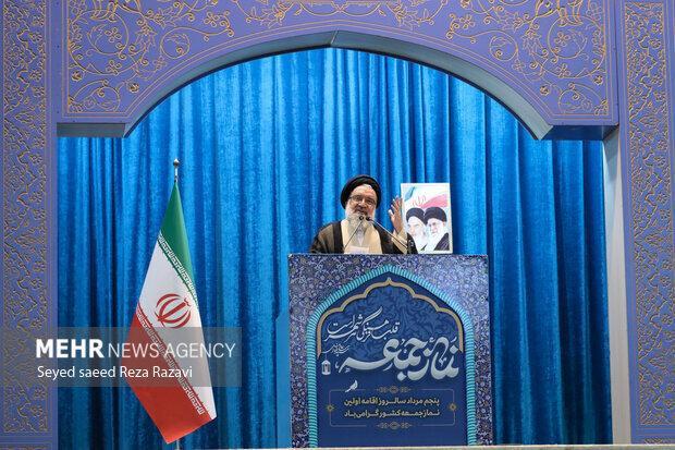 احمد خاتمی: جمهوری اسلامی ایران هرگز ذلت را نخواهد پذیرفت