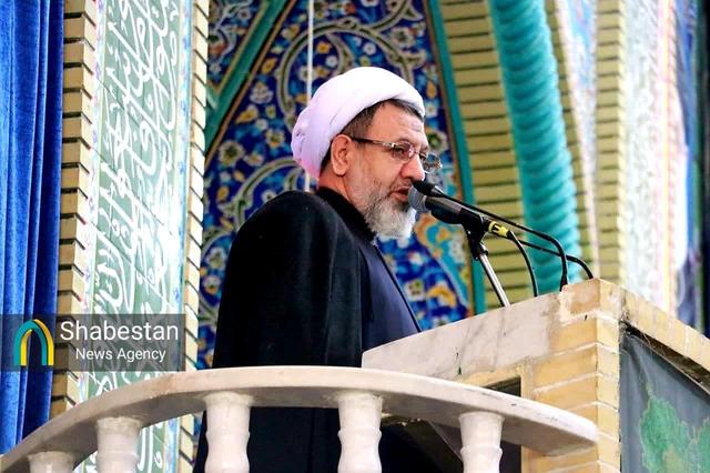 کشور در برابر آثار روانی فشارهای اقتصادی بر نوسانات بازار باید حالت دفاعی به خود بگیرد