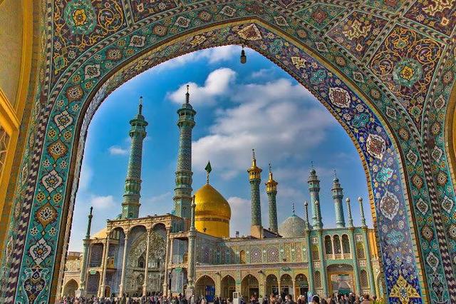 هجرت حضرت معصومه(س) ادامه حرکت تمدن ساز امام رضا(ع) بود