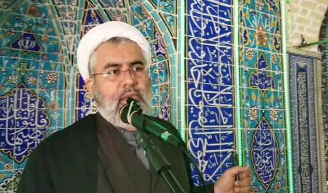 امام جمعه محی آباد: دولت شرایط فرزند آوری را برای جوانان تسهیل کند