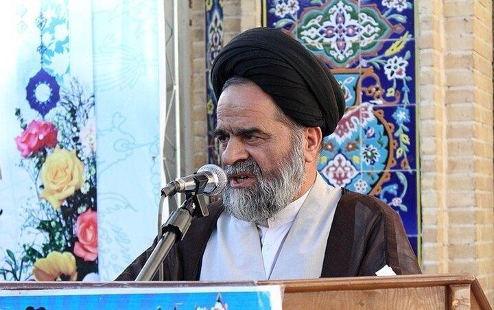 نیروی انتظامی نماد افتخار و سنگر امنیت نظام اسلامی است
