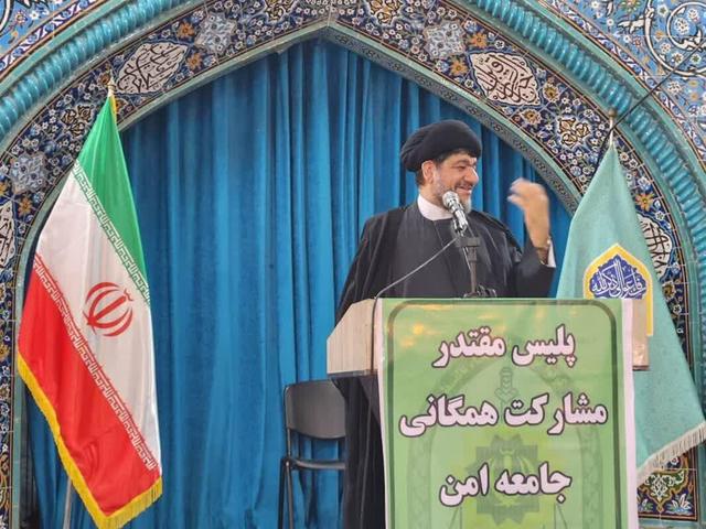 رکنی حسینی: نیروی انتظامی نقش مهمی در برقراری امنیت و آرامش جامعه دارد