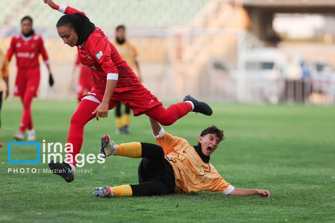 لیگ برتر فوتبال بانوان؛ پیروزی پرگل خاتون بم و توقف پرسپولیس
