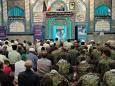 حضور به موقع مردم در صحنه تنها راه برون رفت از مشکلات