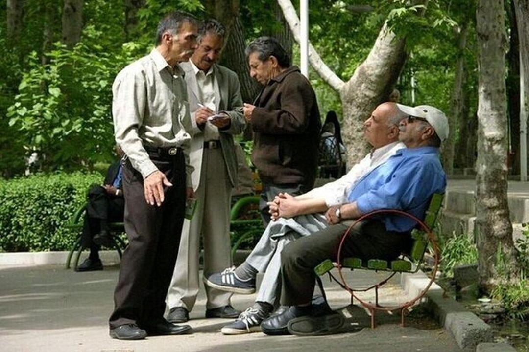 مقایسه‌ دلمشغولی‌ها و آرزوهای نسل‌جوان و سالمندطب‌ نماهای گمشده