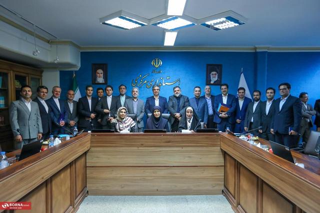 نشست رایزنان اقتصادی ایران با استاندار مرکزی