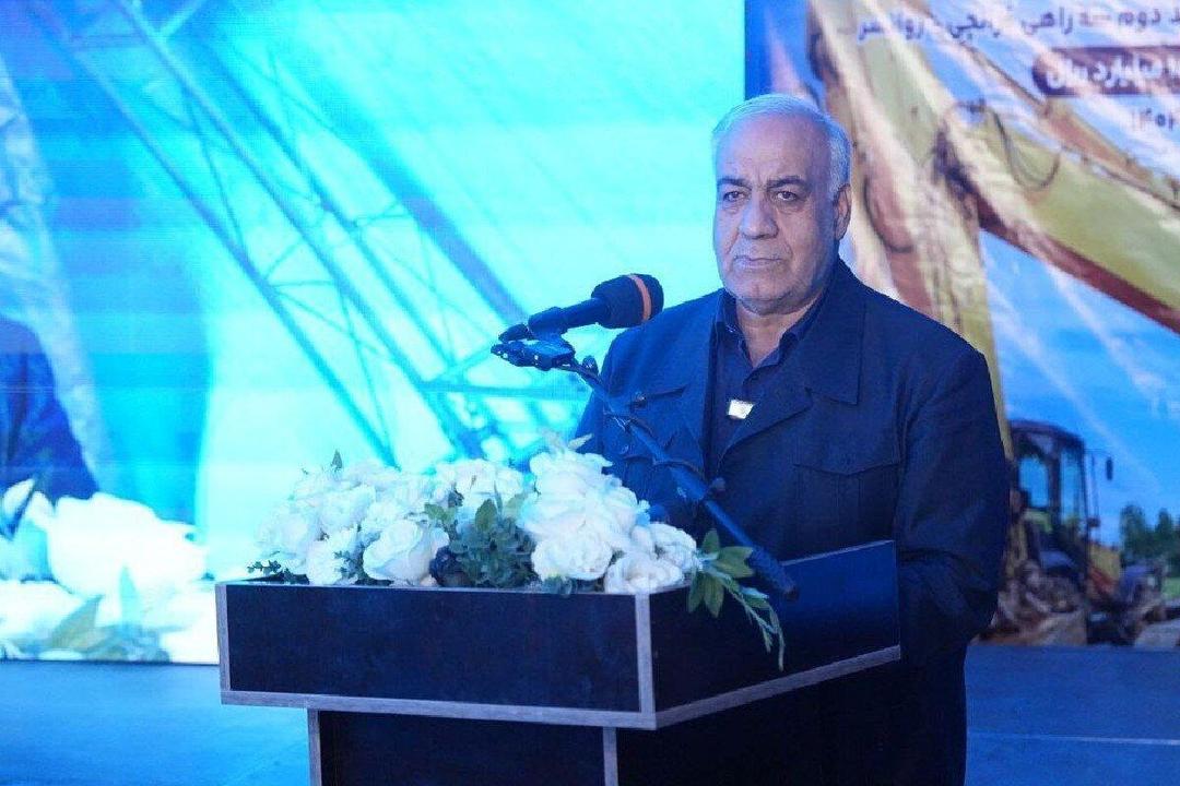 کریدور غرب کشور به یک شاهراه امن و استاندارد تبدیل می‌شود/ بیش از ۱۰ هزار کیلومتر زیرساخت حمل‌ونقل در کشور در دست اجراست