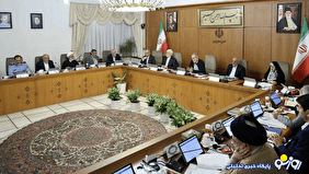 تضعیف دولت بدون تردید باعث تضعیف کل نظام می‌شود