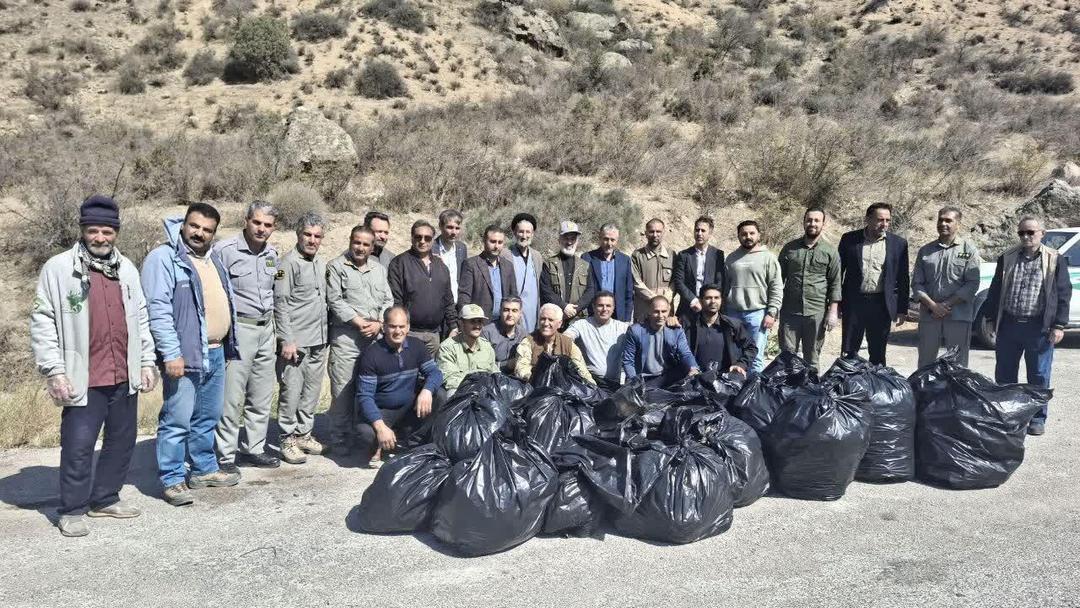 رئیس کل دادگستری: انباشت زباله چهره پارک ملی گلستان را مخدوش می‌کند
