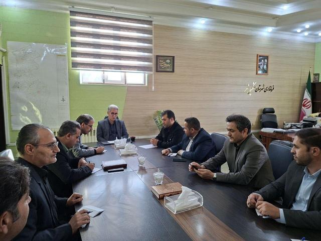 مهدی بخشی: بخشداران مشگین نهضت مدرسه سازی را در اولویت قرار دهند